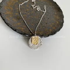 ネックレス ペンダント シルバーカラー 銀色 円形 ゴールドカラー アンティーク風 レディース ジュエリー 大人かわいい デイリー ガーリー フェミニン イベント パーティー 韓国系