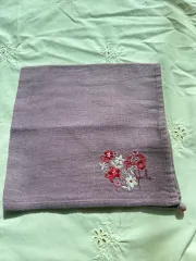 リネン 刺繍 ハンカチ / 日本 ヴィンテージ ハンカチーフ / ボンボンPOINT 42x42