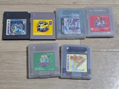 ゲームボーイ カラー ポケモン　銀　ピカチュウ　クリスタル　赤　緑　金