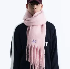 MUCENT(ムセント) シグネチャー(シグネチャー) マフラー ピンク刺繍