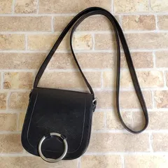 ラルフローレン Ralph Lauren ☆ ラウンドメタル フラップ レザー ミニ ショルダーバッグ 黒 ブラック