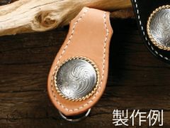 ぶんちゃん様⭕️Leather手縫いのヘアゴム ぶんちゃん様6/13⭕️Leather手縫いのヘアゴム - メルカリ