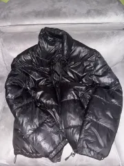 H&M（エイチ・アンド・エム）ブラック ダウン