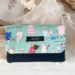 猫柄　お薬手帳/通帳/母子手帳　ファスナーポケット付きマルチポーチ