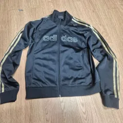 アディダス ブラック/GOLD トラック ジャケット