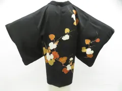 【一輝堂】黒羽織 蔓草文 羽織紐付 正絹 着物 26z01-484