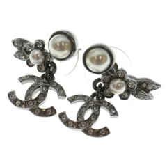 CHANEL (シャネル) パール ココマーク ラインストーン フラワーピアス シルバー