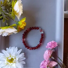 ハンドメイドビーズブレスレット／レッド×シルバーパーツ／18cm／ユニセックス