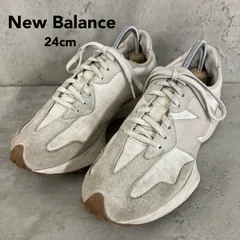 New Balance ニューバランス WS327AN 327 シーソルト ホワイト ベージュ 厚底 スニーカー ランニングシューズ 靴 カジュアル デイリー ユース 24cm US7 完売品 定番 ビッグロゴ レトロ クラシック スタイリッシュ ★ ■■