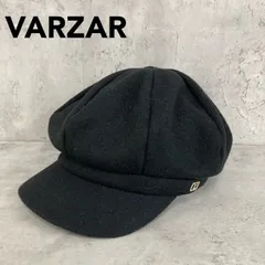 VARZAR バザール VA スクエア スタッド キャスケット キャップ ブラック 黒 帽子 ポリエステル ロゴ メタル プレート 韓国 ファッション ストリート K-POP アイドル 着用 深め 小顔効果 56-60cm ★ ◇■