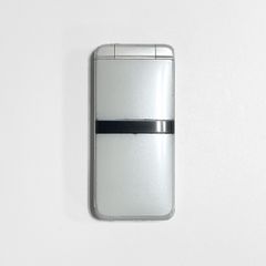 Z4) KYOCERA GRATINA KYF42 ホワイト ショップ展示品 - メルカリ