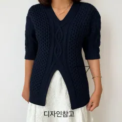 未使用/Vネック スリット ケーブル編み ニット(ネイビー)
