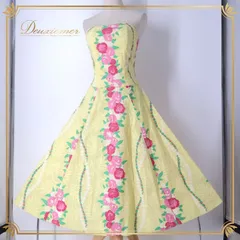 フラダンス 衣装 ワンピース ドレス イエロー系 ムームーファクトリー ハワイ製 バラ柄 ロケラニ柄 T&L MUUMUU FACTORY ハワイアンプリント アロハ フラ ダンス レッスン 練習 華やか 鮮やか かわいい おしゃれ 明るい 上品