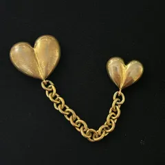 Monet モネ ハートモチーフ チェーン ブローチ ゴールドカラー 260206001