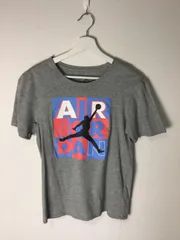 【NIKE】AIR JORDANのロゴTシャツ　サイズS
