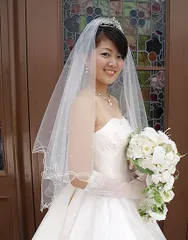 ウェディングベール【クリスタルビジュー】（ミドル丈）