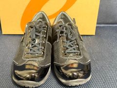 ASICS ペダラ レディース 2E WP254S-90 24.5CM 中古品 - メルカリ