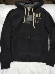 アバクロンビー ダークグレー フード ジップアップ 新品