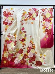振袖 金駒 金彩 紋意匠 牡丹 身丈168cm 撥水加工済 MO3291 - メルカリ