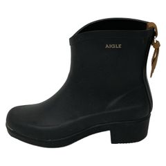 Item thumbnail for item d74b9344-bcc4-424d-bb72-672ed5bd48a4