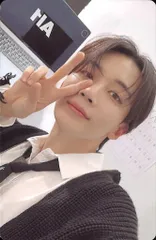 SEVENTEEN HEAR ver. JEONGHAN 17 IS RIGHT HERE