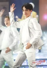 【中古】生写真(ジャニーズ) ジャニーズJr./横原悠毅/ライブフォト・膝上・衣装白・右手パー・左手腰・左向き/『ABC座「ジャニーズ伝説2019」』ステージフォト 第1弾