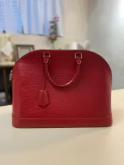 ルイヴィトン エピ アルマ MM レッド