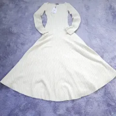 S 新品 ザラ ロングワンピース