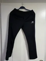 ニューバランス ブラック トレーニング ズボン