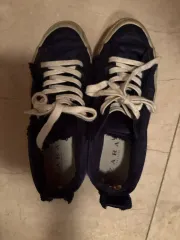 ザラ スニーカー