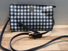 トリーバーチ ロビンソン クロスボディーバッグ