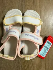 ニューバランス キッズ サンダル 220 新品