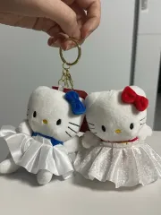 ハローキティ ぬいぐるみ キーホルダー レッド/ブルー 2種セット