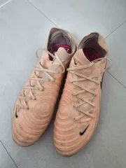 ナイキ FANTOM GX2 エリート AG 275