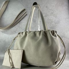 破格値 希少品 ブルネロクチネリ バニティケース - メルカリ