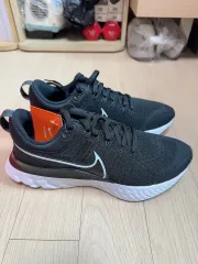 280 NIKE ナイキ リアクト インフィニティラン 2 白黒