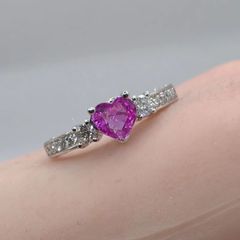 ピンクダイヤ0.204ct イエローダイヤ0.313ct pt900 6.2g - メルカリ