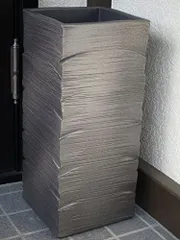 新品 【陶器傘立て】【信楽焼】【日本製】 黒窯変 さざ波 傘立て