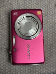 Panasonic LUMIX DMC-FT30 ピンク 本体 充電器つき - メルカリ
