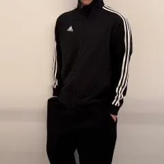 アディダス 3本線 オーバーサイズ トラックジャージ