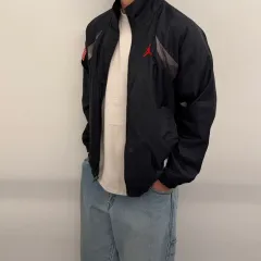 ナイキ ジョーダン オーバーサイズ ジャケット