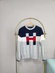 Tommy Hilfiger Hロゴ ニット