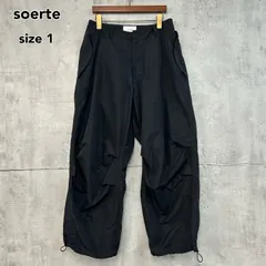 美品 soerte ソエルテ タックフォルム ワイド カーゴパンツ 裾ドローコード バルーンシルエット ブラック スラックス ミリタリー モード ストリート カジュアル ワーク ボトムス ポリエステル 1 SOPAS0124001 ★ ■■