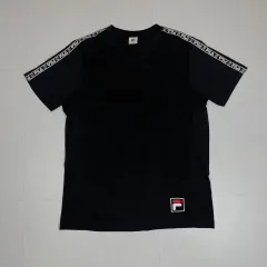 FILA フィラ ブラック ロゴ テープ 機能性 半袖 Tシャツ 160