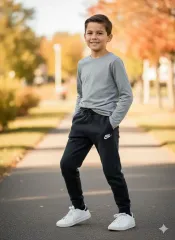 8～10歳 / NIKE 黒色 トレーナー ズボン S