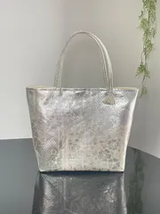 帯リメイクバッグ　亀甲に枝垂れ桜　トートバッグ 和装バッグ　帯バッグ