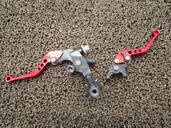 STRiDA（ストライダ）COLOR BRAKE SETとフレームプロテクター - メルカリ