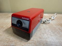 Item thumbnail for item 04583902-ea1d-4ae1-a22a-00c006c713ec