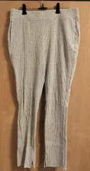 ユニクロ　XL　灰色　グレー　リブ　レギンスパンツ　裾スリット入り　大きいサイズ　プラスサイズ