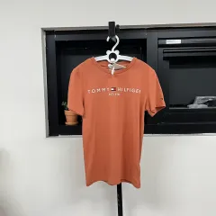162 (160-170オススメ) Tommy Hilfiger トミーヒルフィガー 新品 半袖Tシャツ